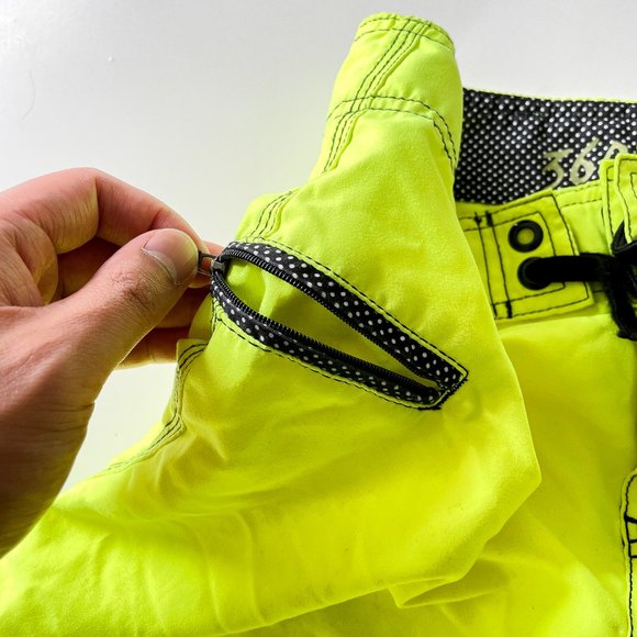 360 Surf Board Shorts (XS) - Picture 3 of 5